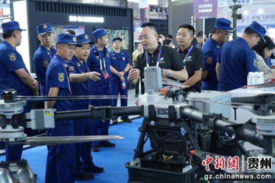 無人機智能測繪 貴州企業亮相數博會，前沿科技賦能千行百業